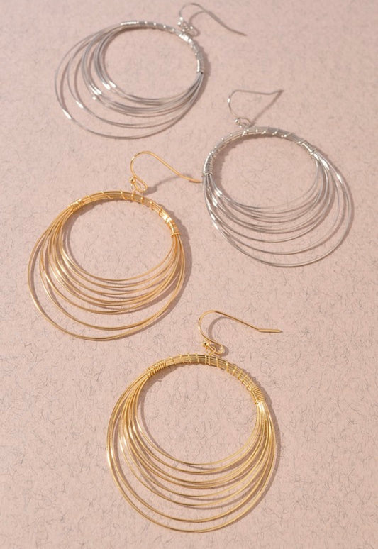 Layered metallic dangle hoops