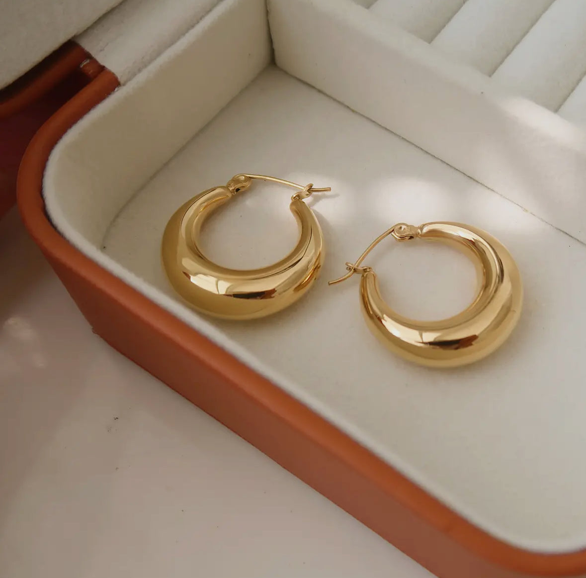 18k Gold Hoop Earrings