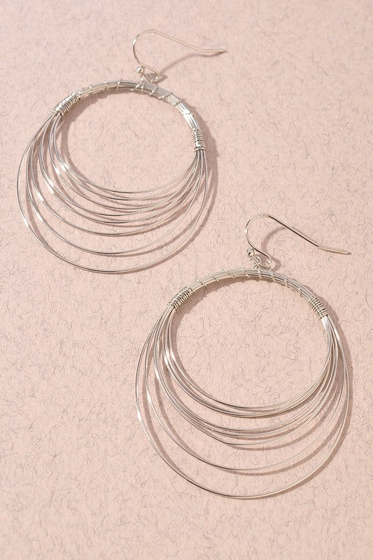 Layered metallic dangle hoops